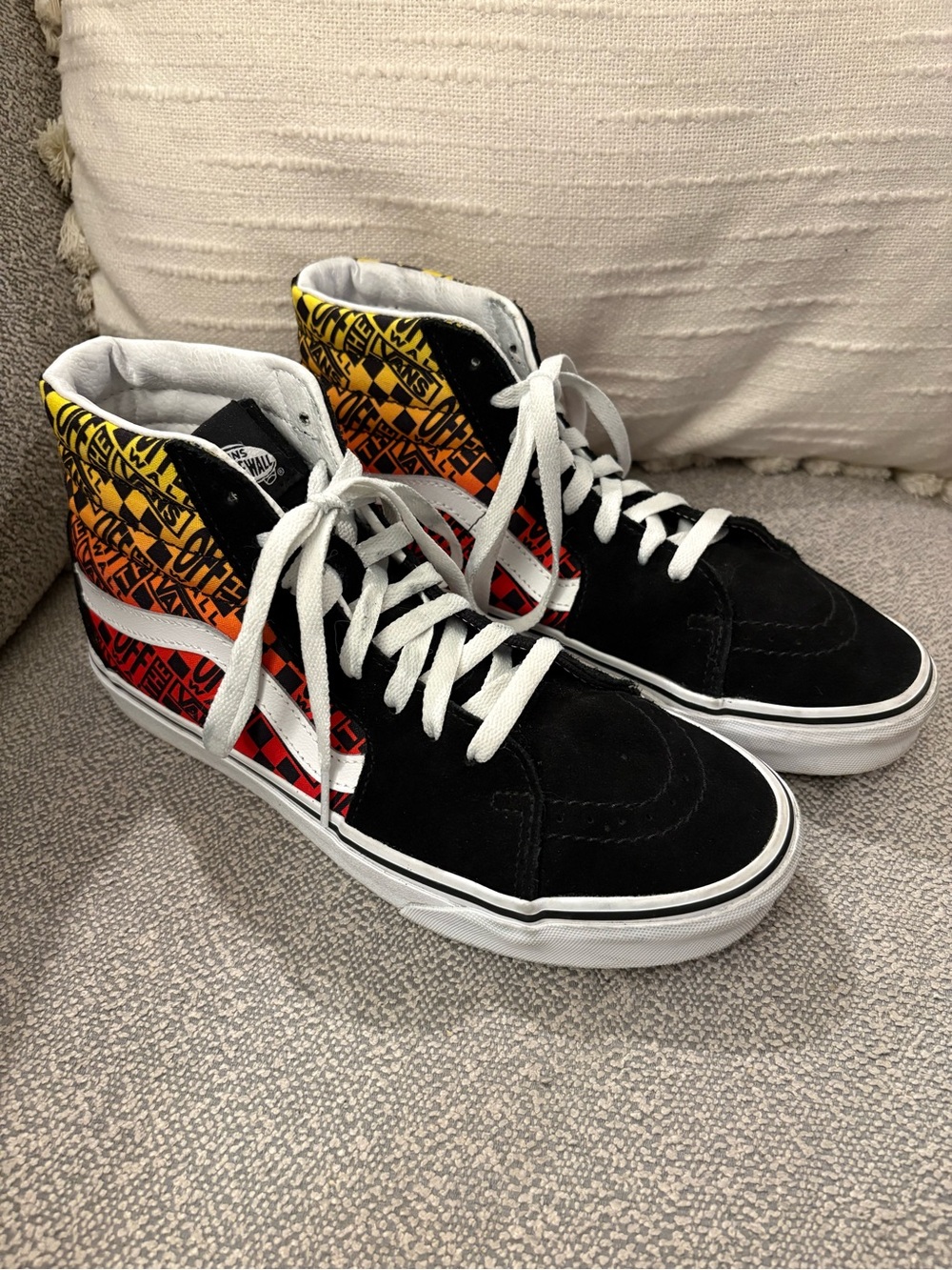 Vans Sk8-Hi Logo Flame Sneakers 🔥